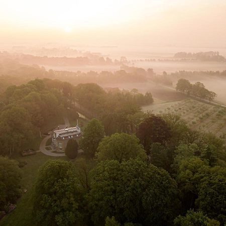 Landgoed Huize Boschoord Bed & Breakfast Sint Nicolaasga Exterior photo